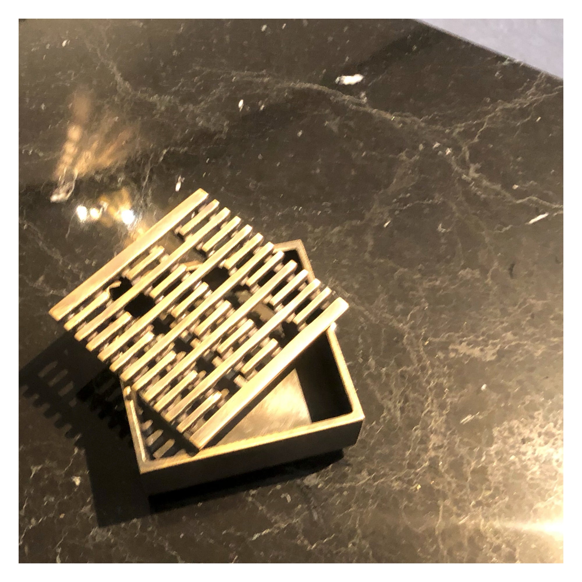 Boîte d'encens LINES